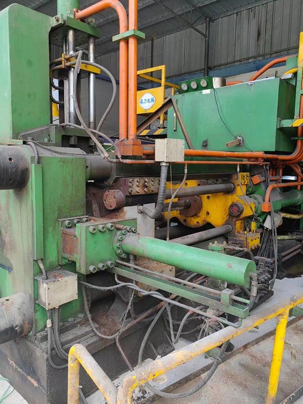 Second hand aluminum extrusion machine